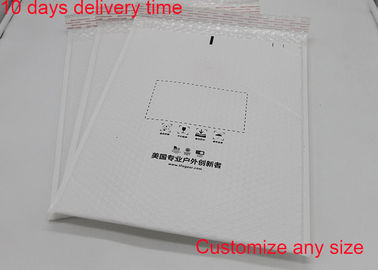 White Print Poly Bubble Mailer 8.5 * 11 Inch Self Adhesive Seal Dengan Permukaan Matt